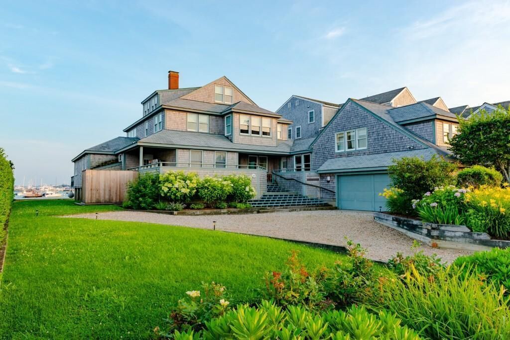 #19. 40 Easton St, Nantucket